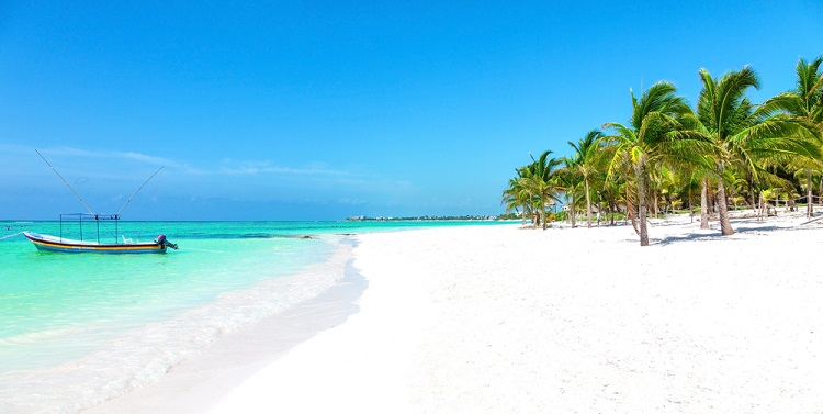 First minute: cheap flights from many European cities to Cancun, Mexico from €427